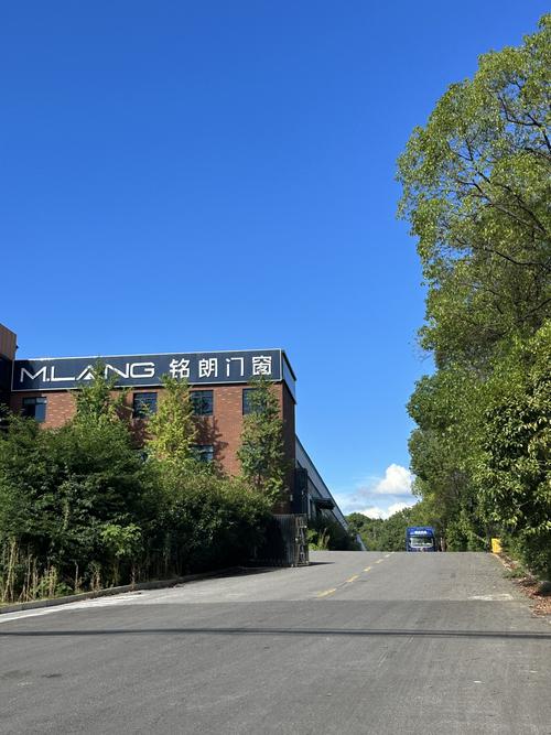 许可项目:住宅室内装饰装修;建设工程施工;建设工程设计;建筑智能化